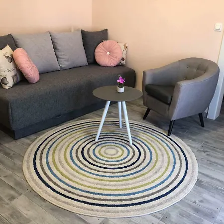 Apartment Piko *