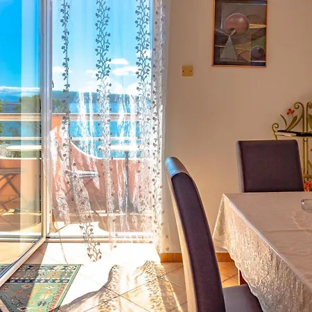 Piko Apartment