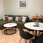 Piko Apartment *